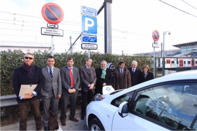 La estación de Martorell Enllaç de FGC estrena puntos de recarga para vehículos eléctricos
